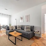 Moderno Apartamento Con Parking